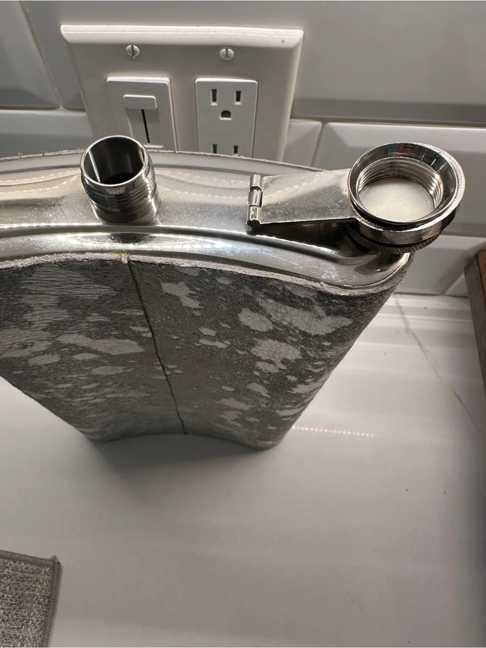 Top Shelf Extra Tall Silver Cowhide Flask – Stainless Steel 64 oz